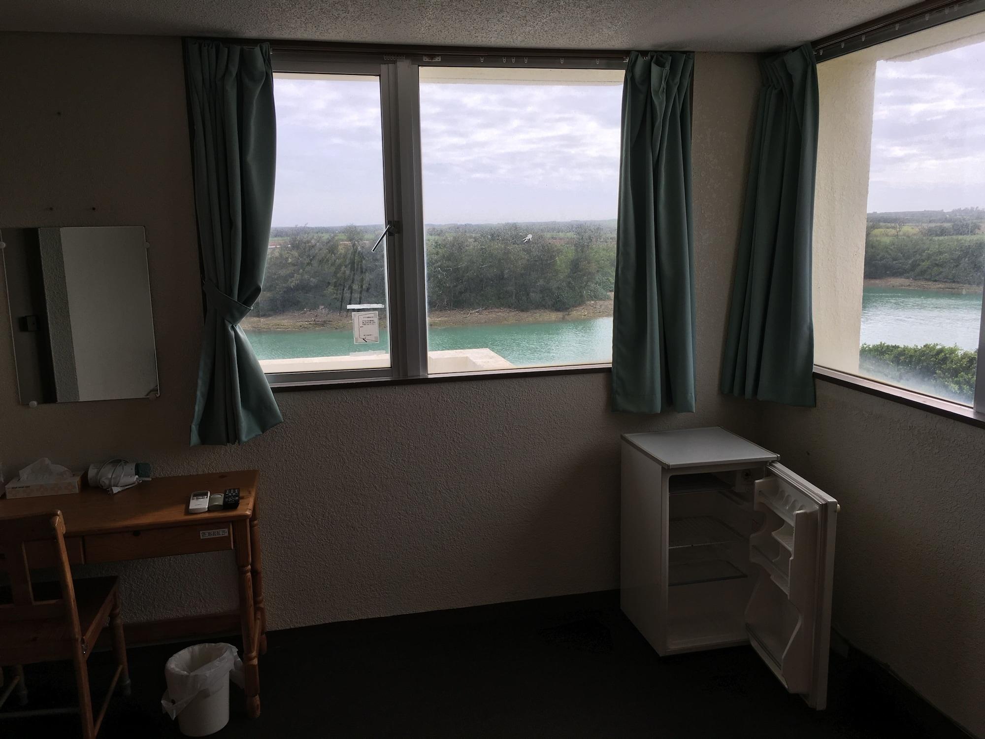 Hotel South Island Miyakojima  Екстериор снимка