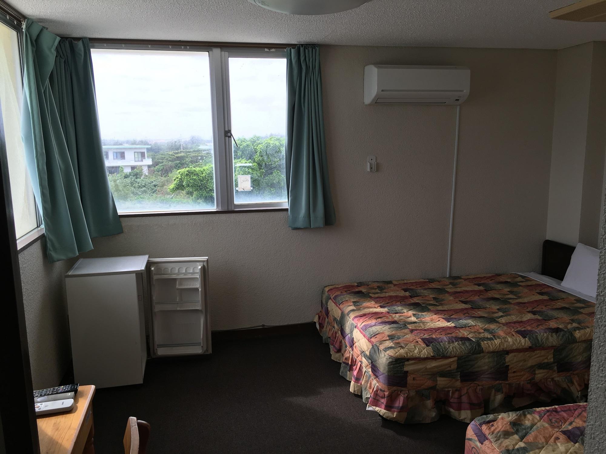 Hotel South Island Miyakojima  Екстериор снимка