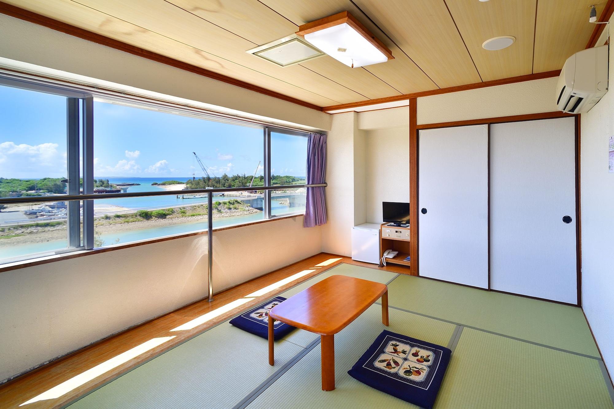 Hotel South Island Miyakojima  Екстериор снимка