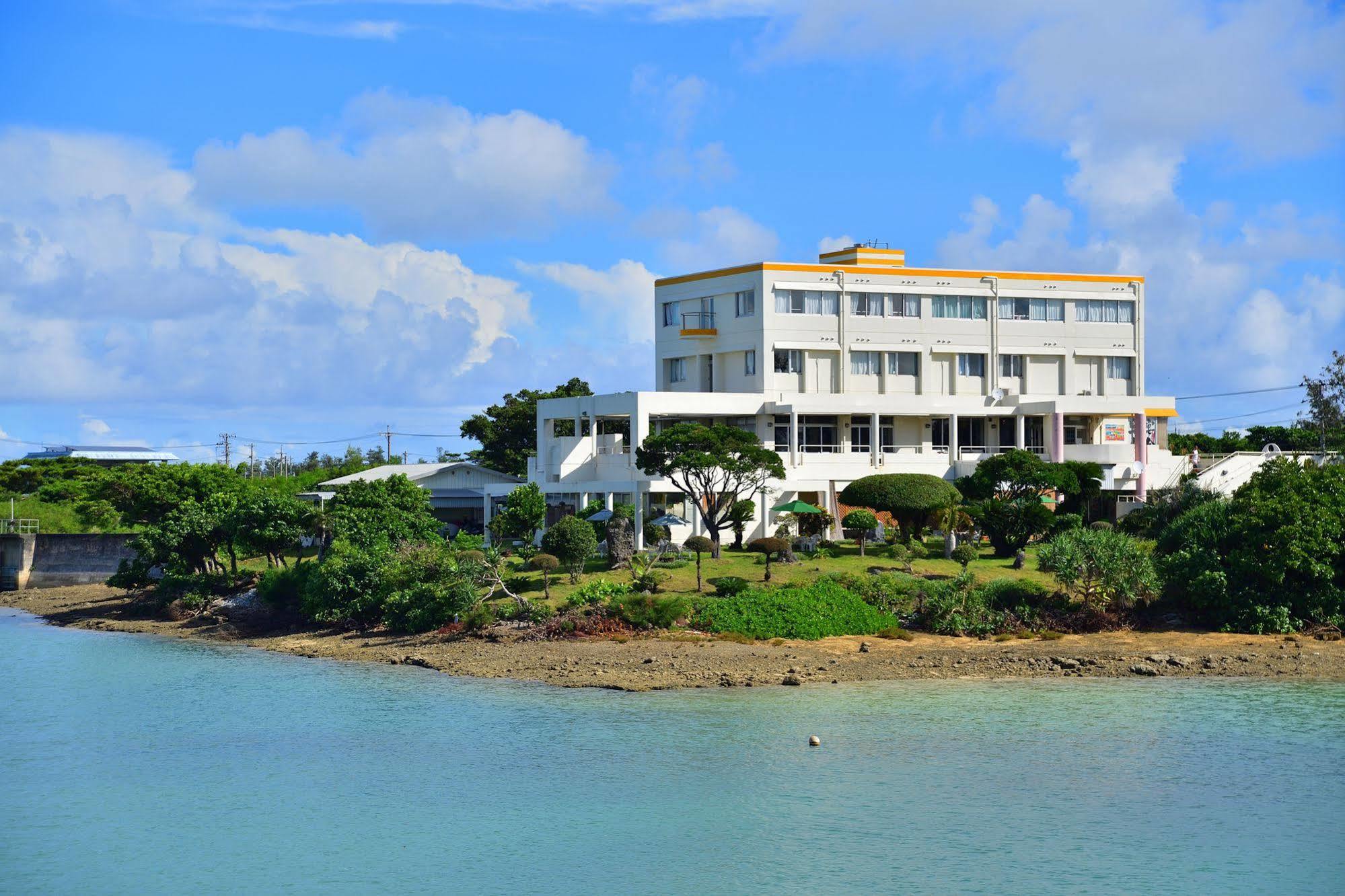 Hotel South Island Miyakojima  Екстериор снимка