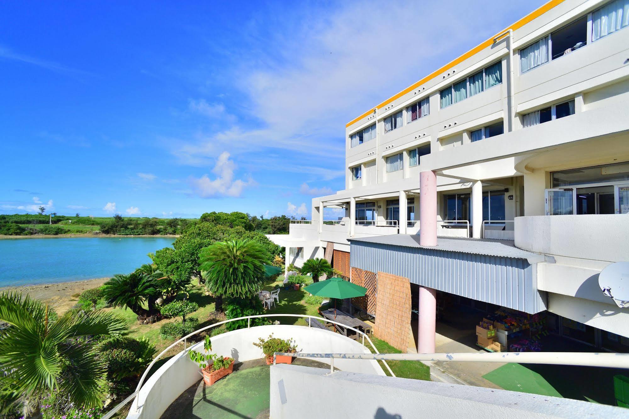 Hotel South Island Miyakojima  Екстериор снимка