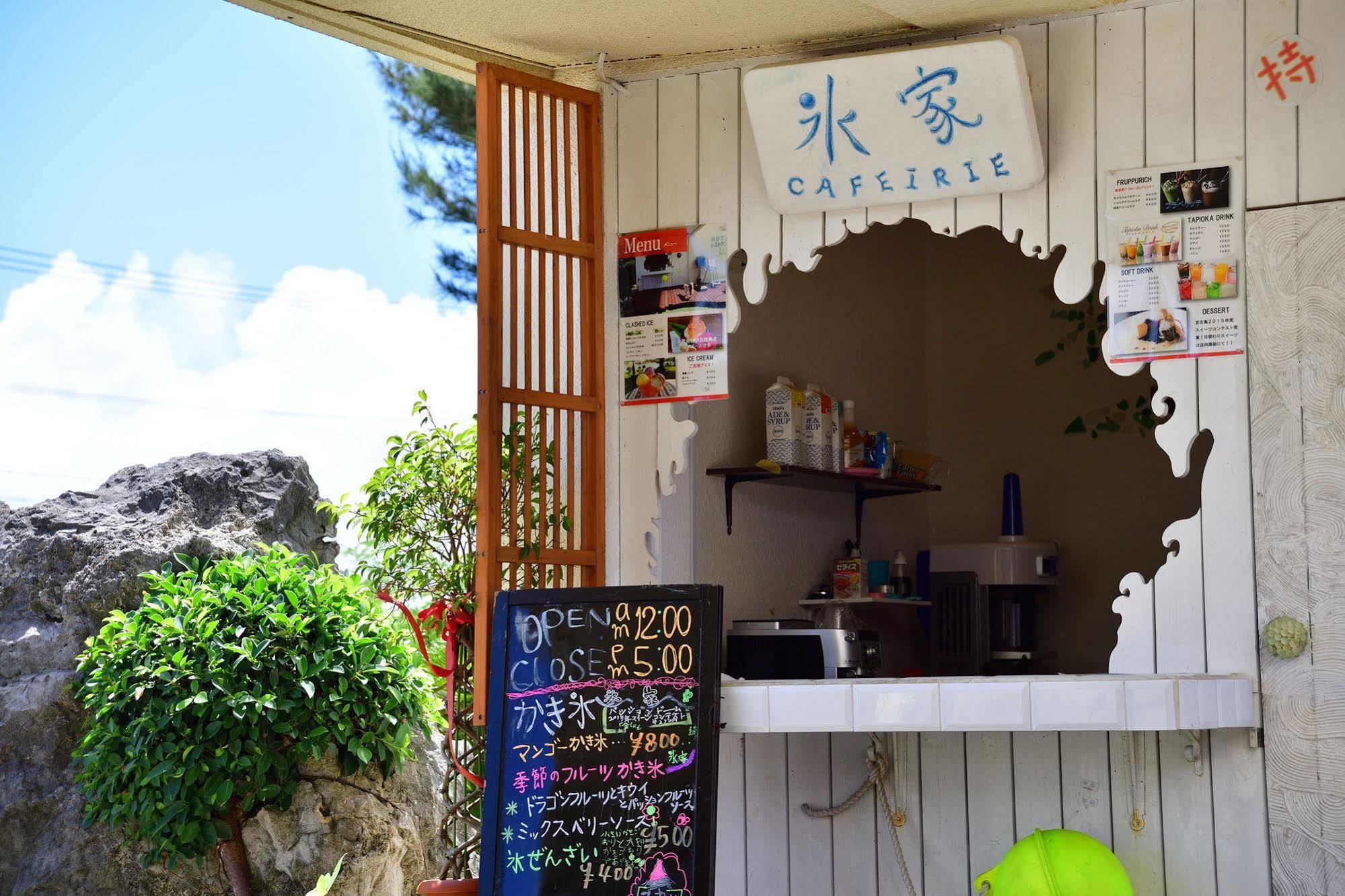 Hotel South Island Miyakojima  Екстериор снимка
