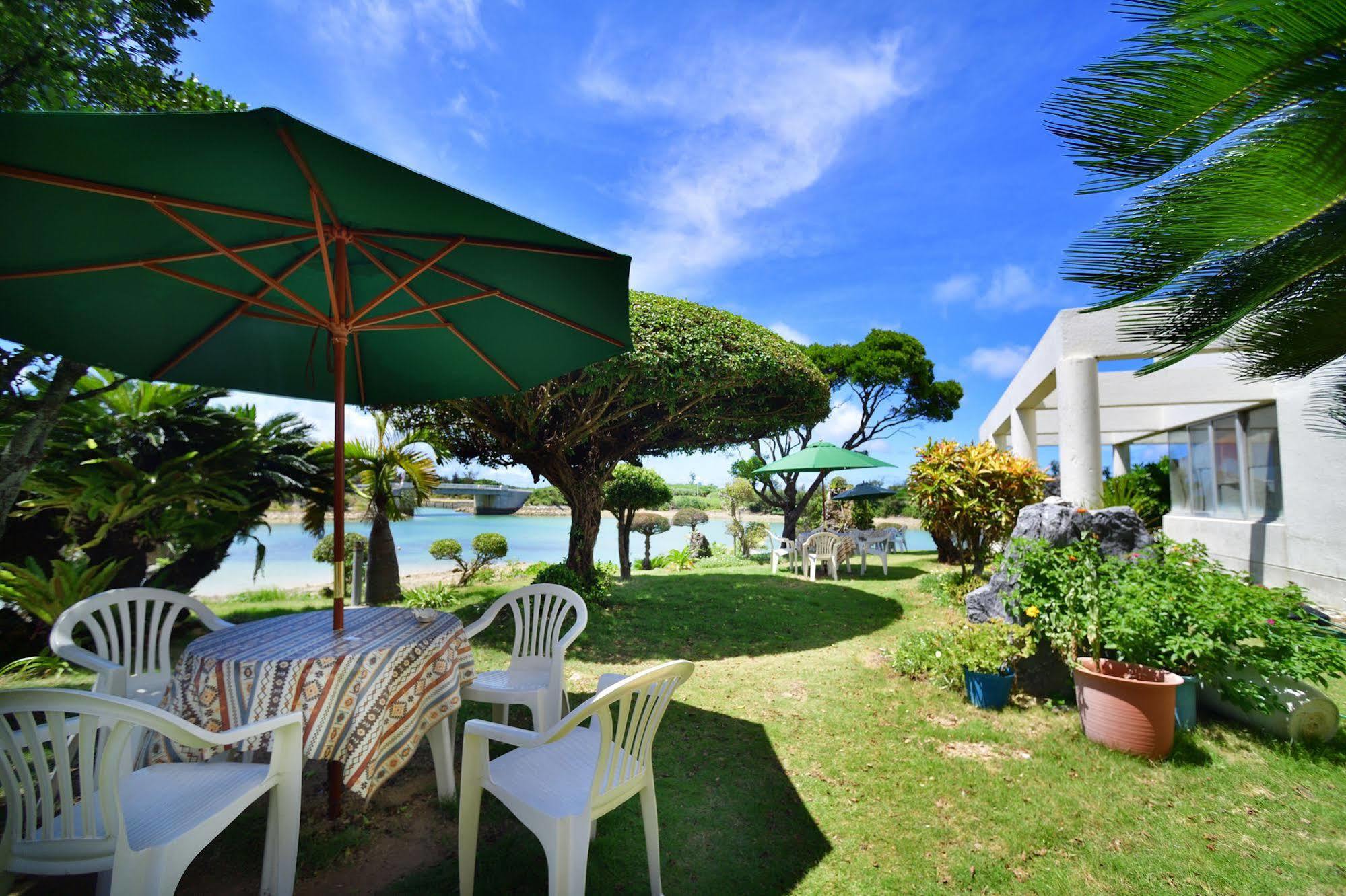 Hotel South Island Miyakojima  Екстериор снимка